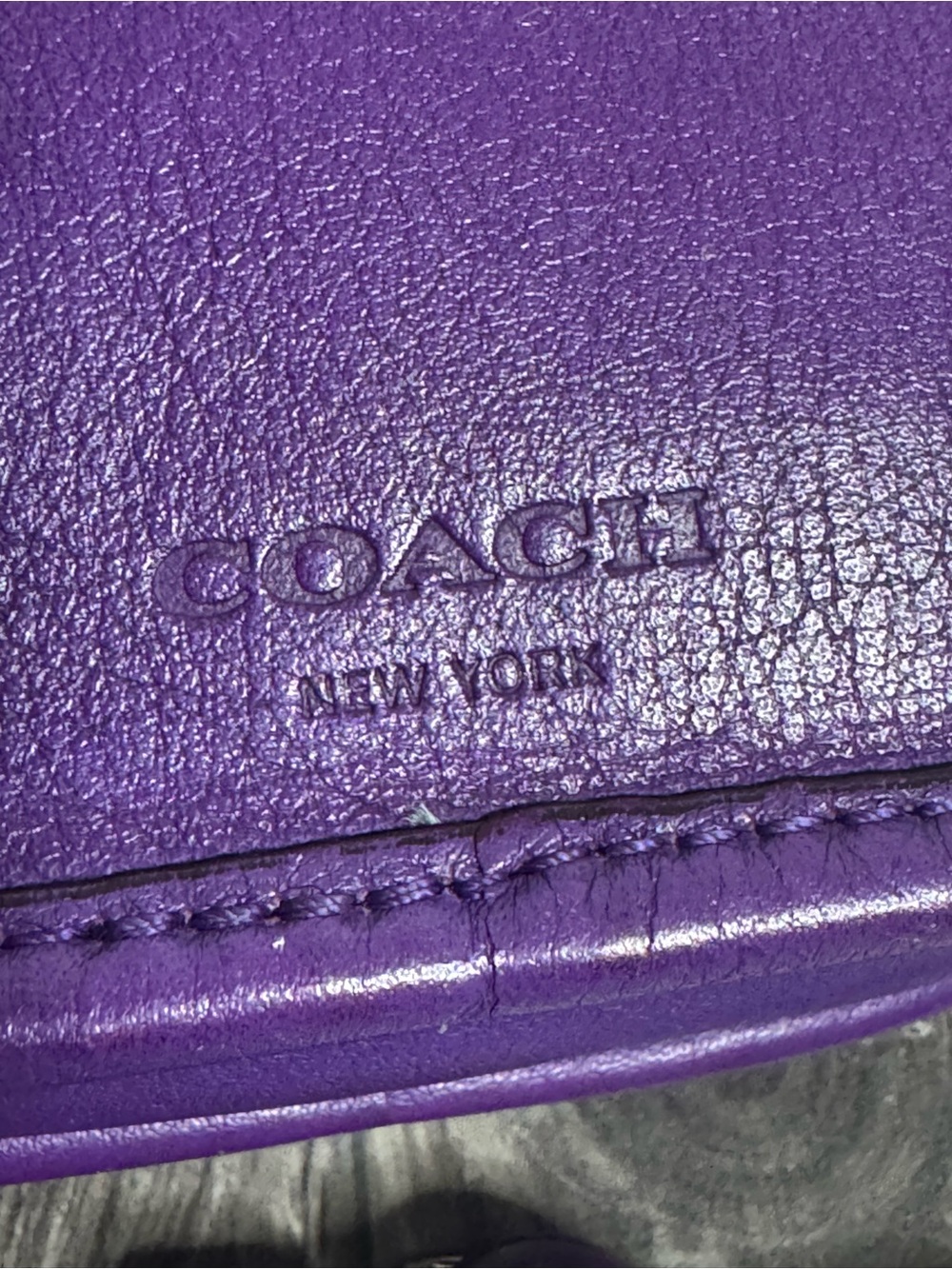 COACH Vintage Purple Canteen Crossbody Bag - Compact Women’s Shoulder Bag - Picture 7 of 10